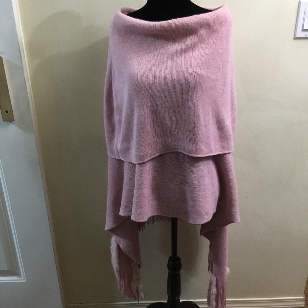 🩷Gorgeous SÃO PAULO one size shrug poncho cloak shawl wrap🩷
